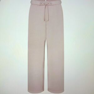 Skims classic straight leg pant gently worn